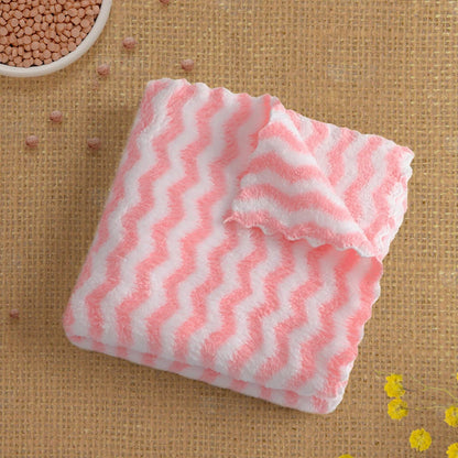 Shophively™ Dog Bath – Absorbent Dog Towel